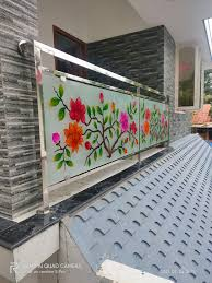 Floral Glass Art Rail